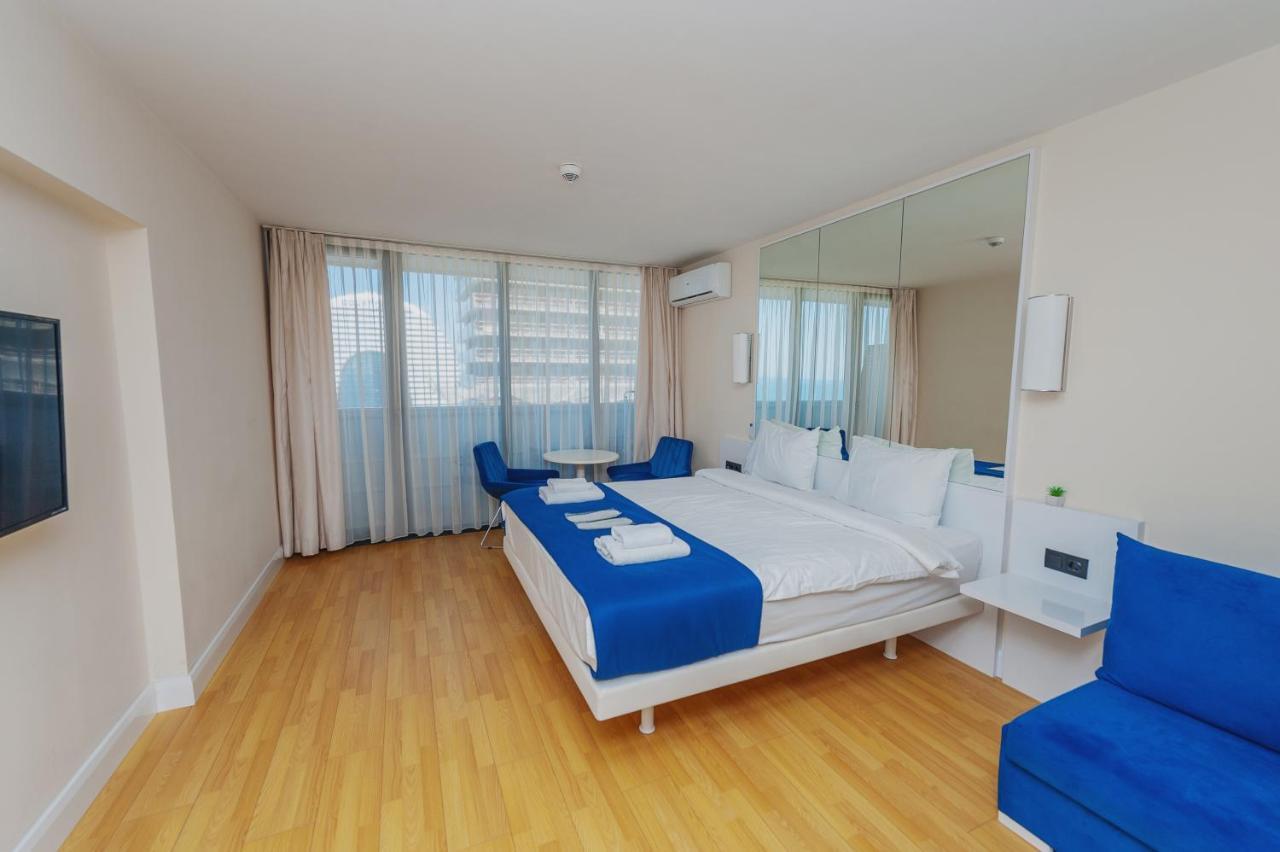 Orbi City Suite Batumi Ngoại thất bức ảnh