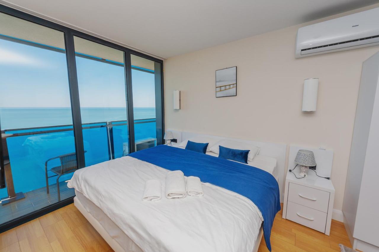 Orbi City Suite Batumi Ngoại thất bức ảnh