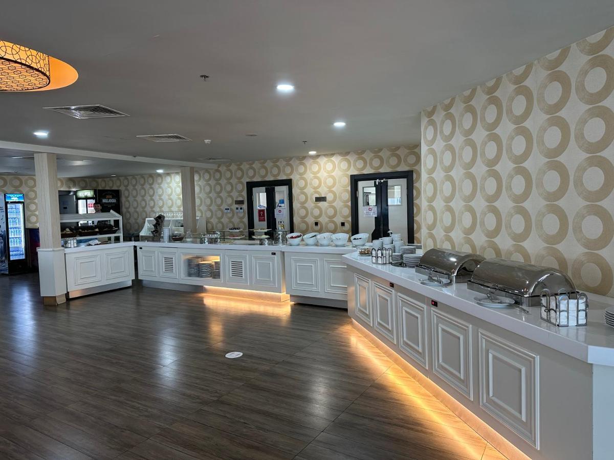 Orbi City Suite Batumi Ngoại thất bức ảnh