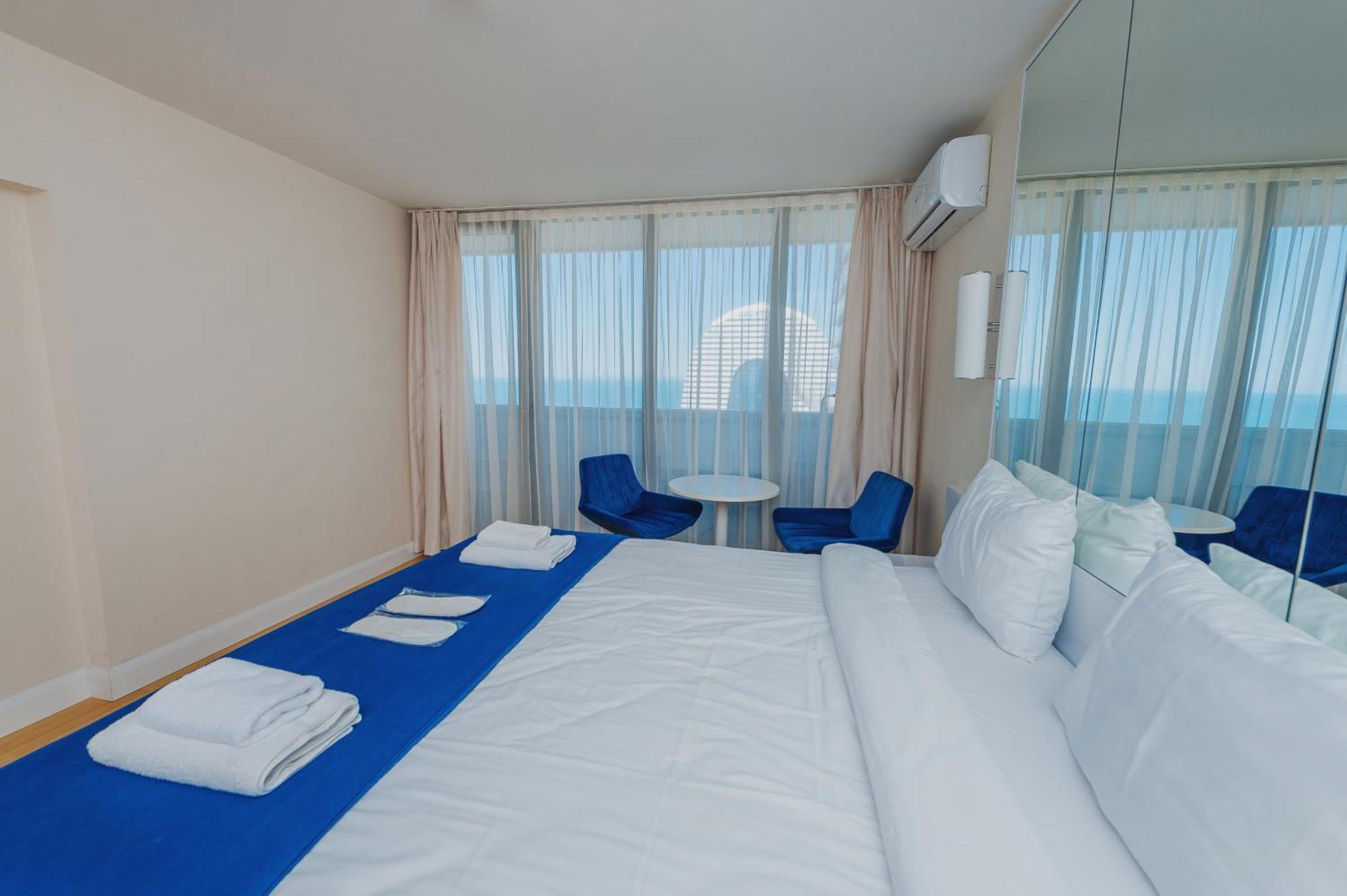 Orbi City Suite Batumi Ngoại thất bức ảnh